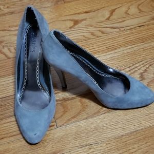 Charles David gray pumps